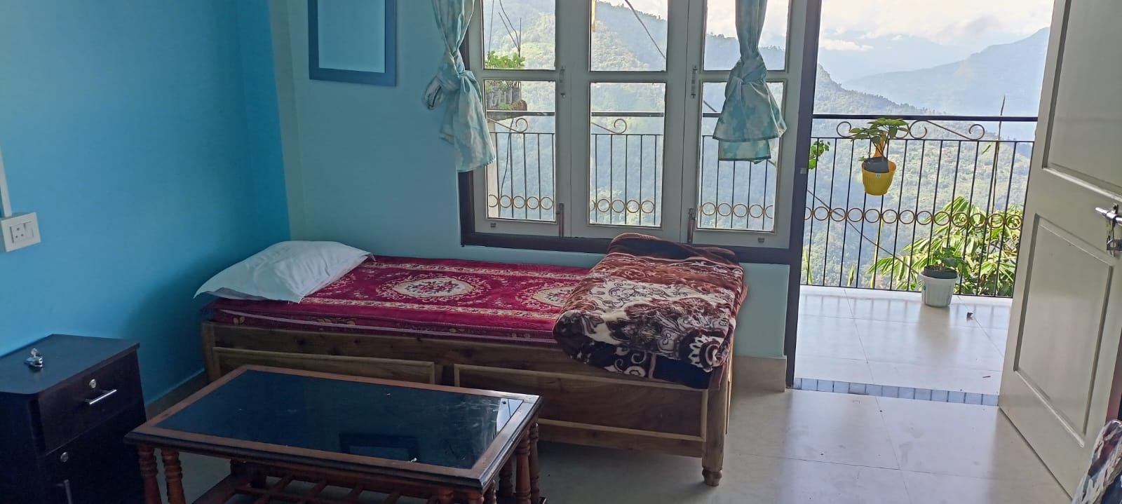 LIYANSH HOMESTAY
